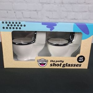 BIGMOUTH Inc. The Potty Shot Glasses. 1.5oz.